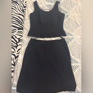 TAHARI striped 2 peice